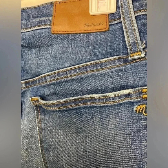 Madewell 11" High-Rise Skinny Jeans | Size 26 - Picture 4 of 6